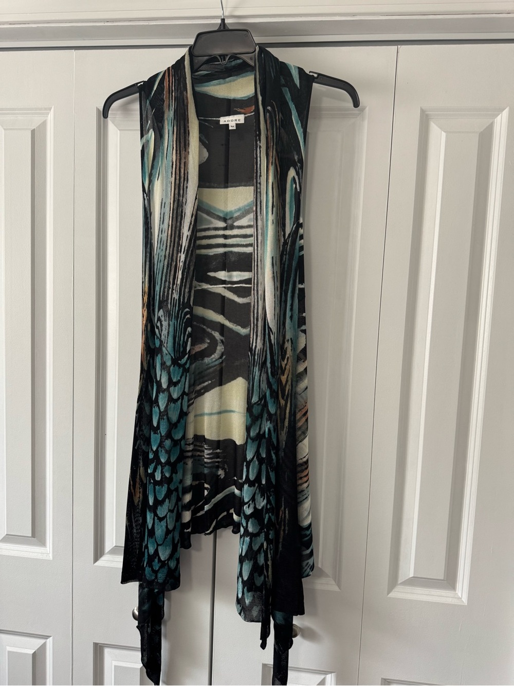 Adore Open Front Sleeveless Duster in Teal, Black, Cream